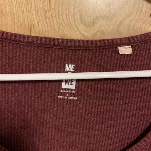 Crop top - Picture 2 of 3